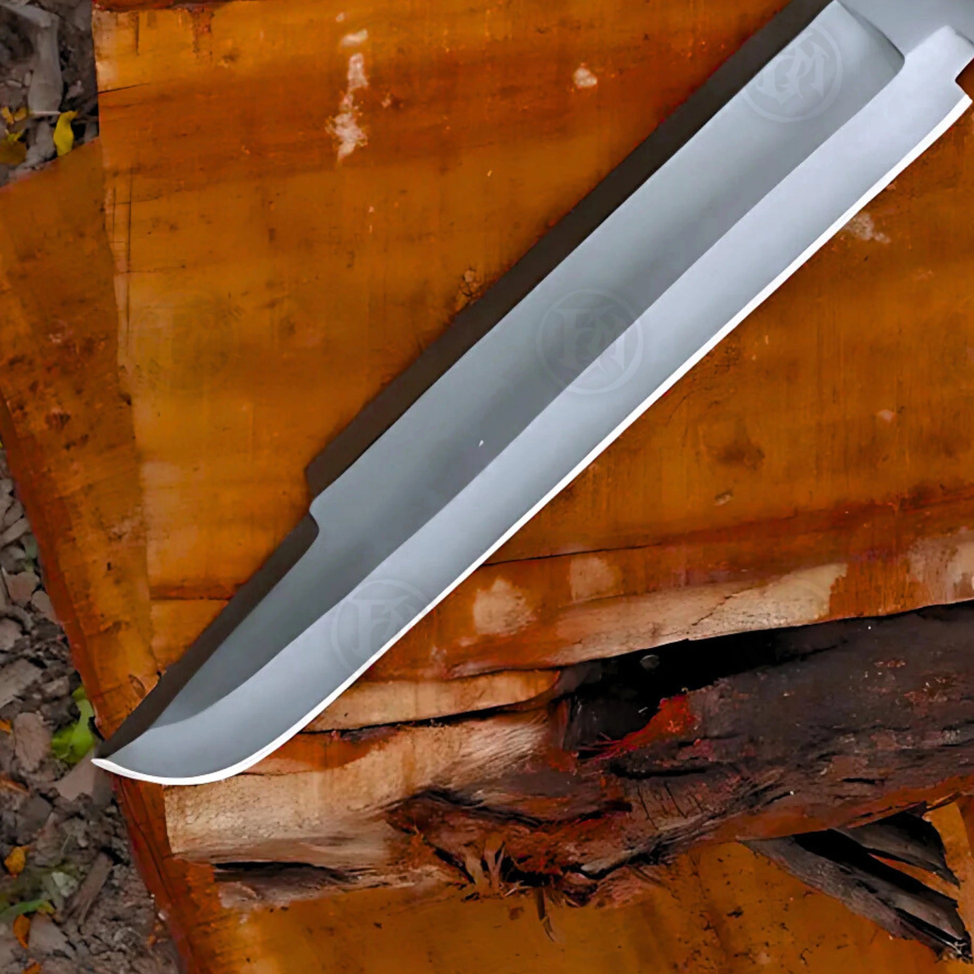 Premium Predator Bowie Knife Cosplay Replica with Ebony Stand